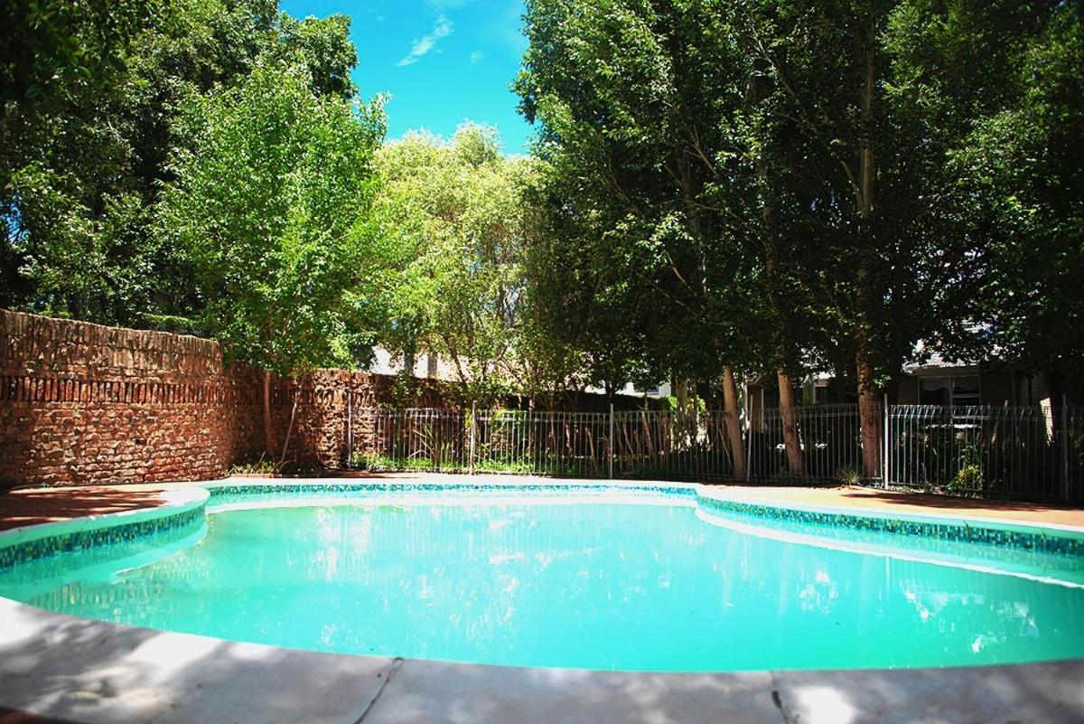 Kroon Manor Kroonstad Extérieur photo